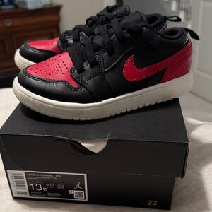 Nike Kids' Black and Red Sneakers